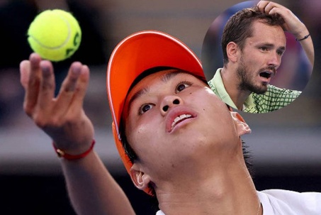 Video tennis Medvedev - Tien: Màn "hủy diệt" chấn động của sao gốc Việt (Australian Open)