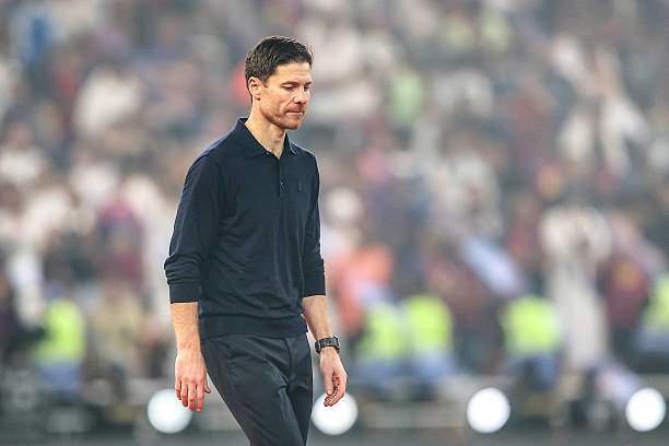 Xabi Alonso chưa cho thấy dấu hiệu muốn trở lại làm việc ở giữa mùa giải sau khi bị Real Madrid sa thải