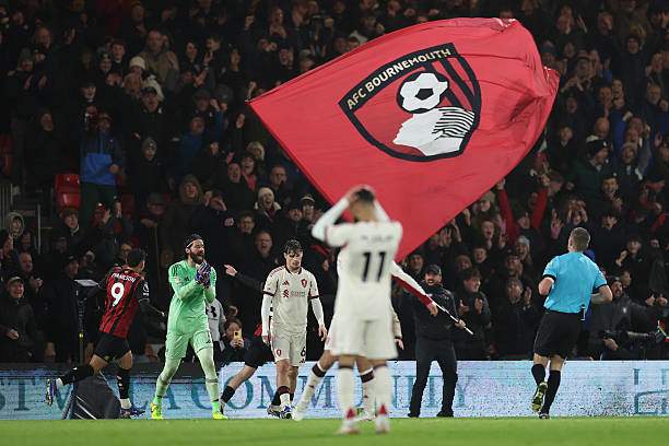 Cầu thủ phong độ cao thì vẫn có, nhưng Liverpool không thắng nổi vòng nào ở Premier League kể từ đầu năm