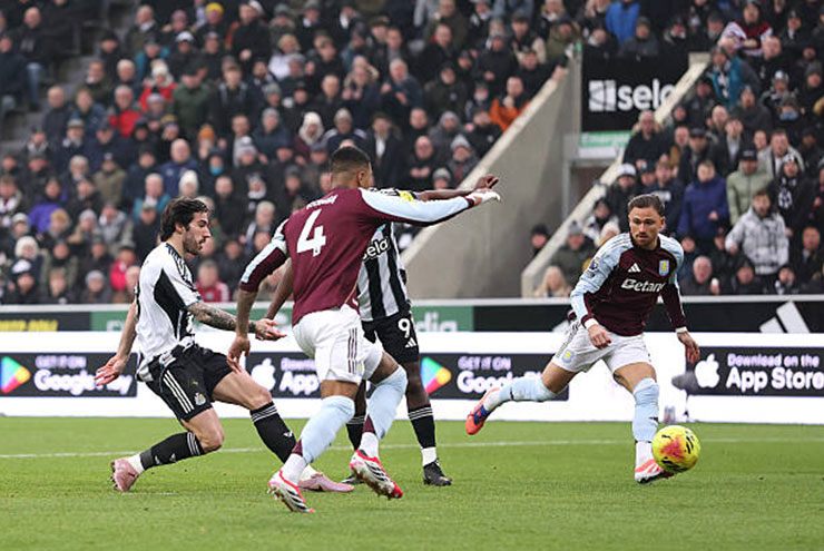 Trực tiếp bóng đá Newcastle - Aston Villa: Watkins tung đòn thứ 2 (Ngoại hạng Anh) (Hết giờ) - 1