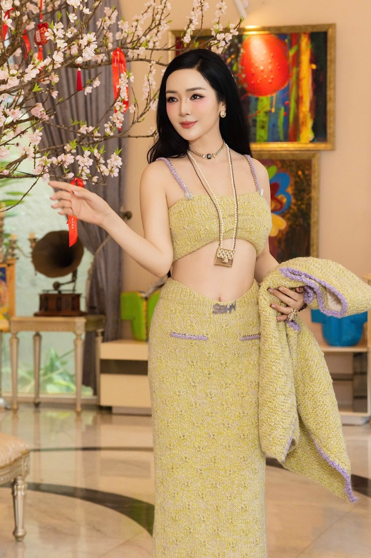 Ảnh sao 26/1: Giáng My khoe eo thon khi giảm 3 kg - 1