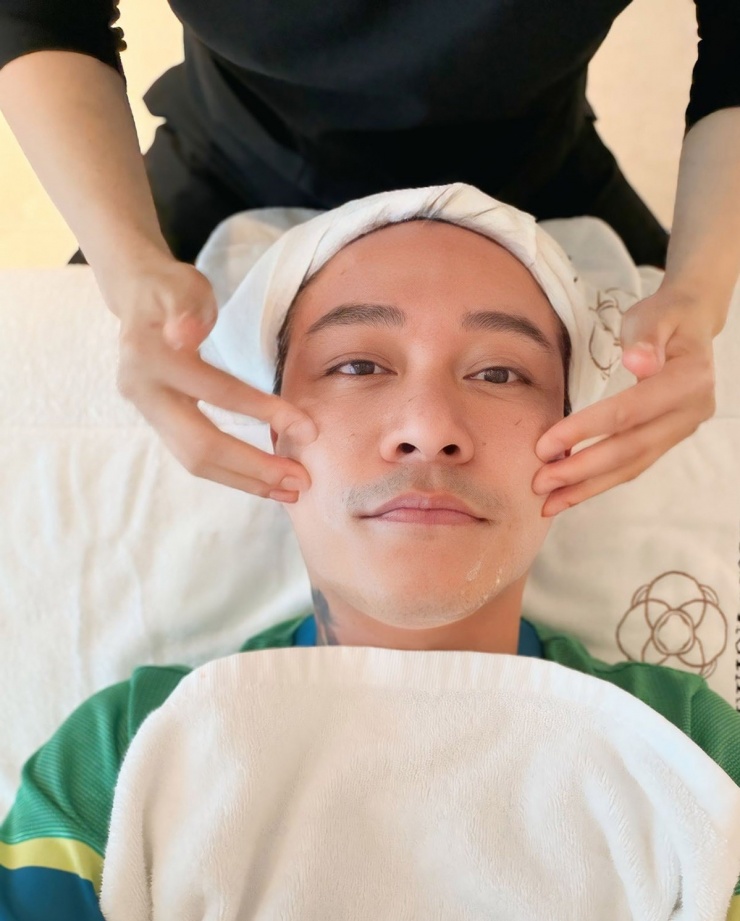 Ảnh sao 26/1: Giáng My khoe eo thon khi giảm 3 kg - 4