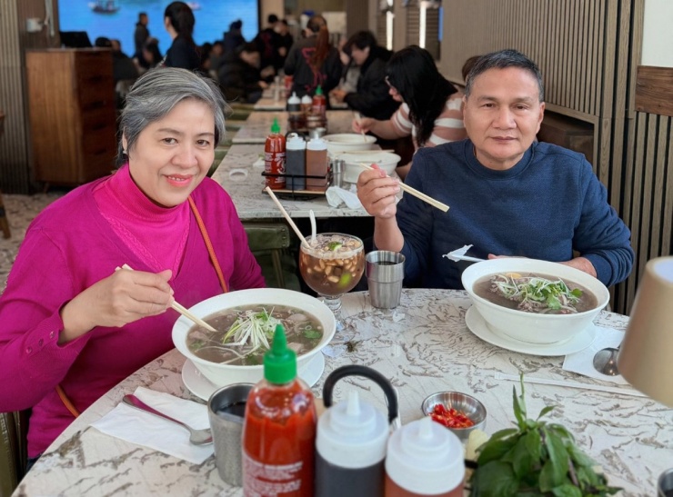 Ảnh sao 26/1: Giáng My khoe eo thon khi giảm 3 kg - 6