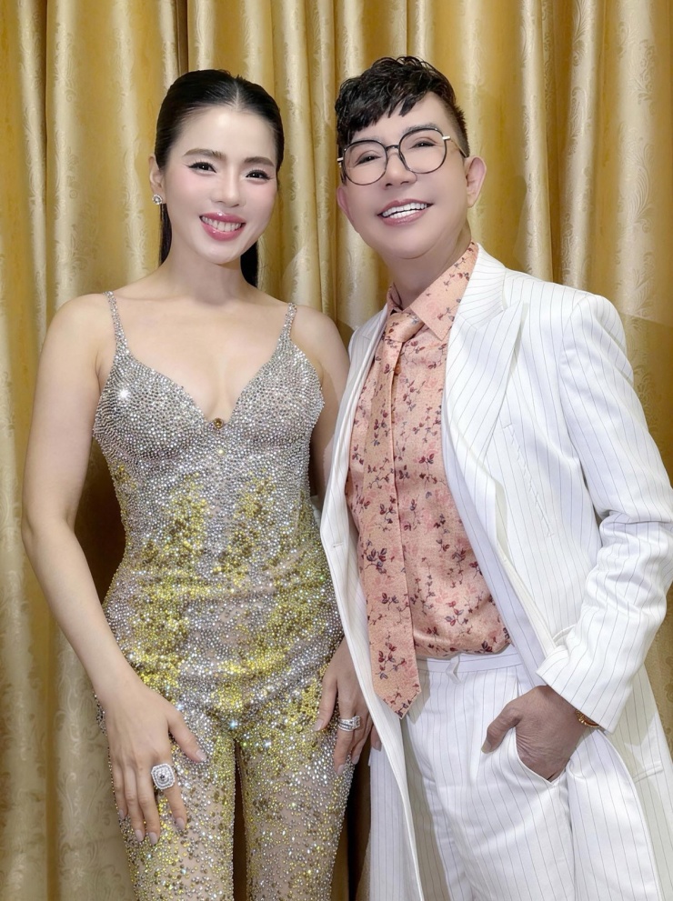 Ảnh sao 26/1: Giáng My khoe eo thon khi giảm 3 kg - 8