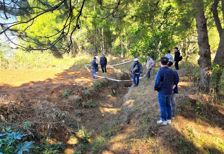 Vụ cướp ngân hàng ở Gia Lai: Phát hiện thêm dấu vết đốt quần áo, trang bị để phi tang - 1