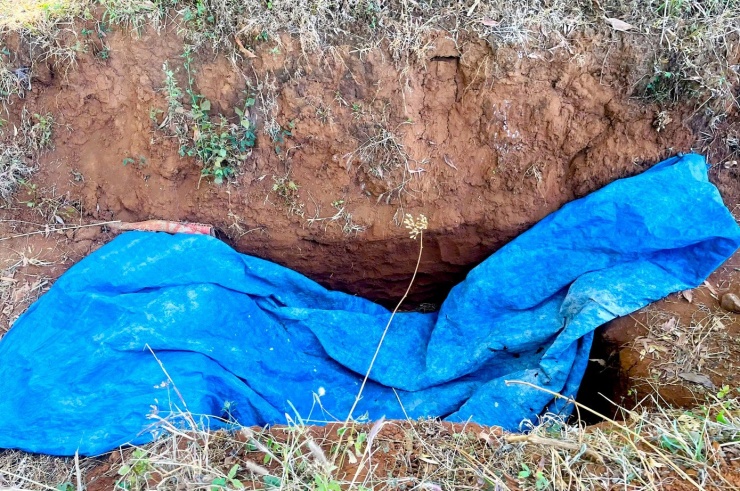 Vụ cướp ngân hàng ở Gia Lai: Phát hiện thêm dấu vết đốt quần áo, trang bị để phi tang - 4