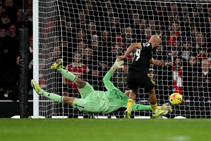 Video bóng đá Arsenal - MU: Mãn nhãn 5 bàn, "kéo sập" Emirates (Ngoại hạng Anh)