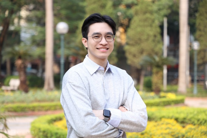 Bác sĩ Nguyễn Mạnh Hùng. Ảnh: Thanh Hằng