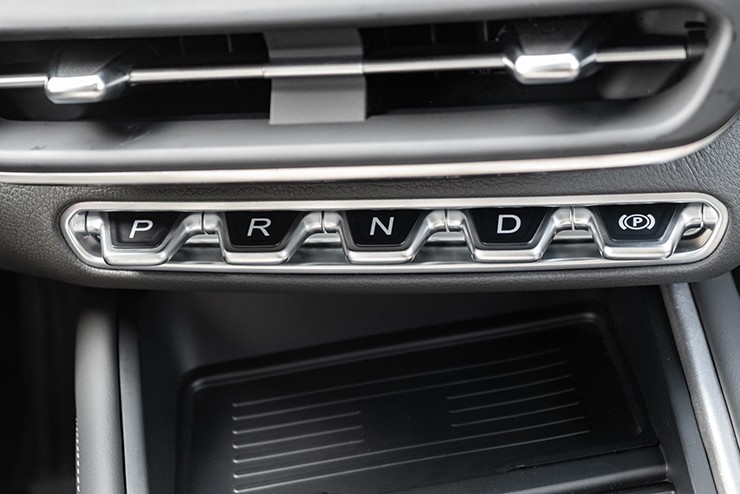 Giá xe VinFast VF 7 mới nhất kèm ưu đãi tháng 1/2026 - 16