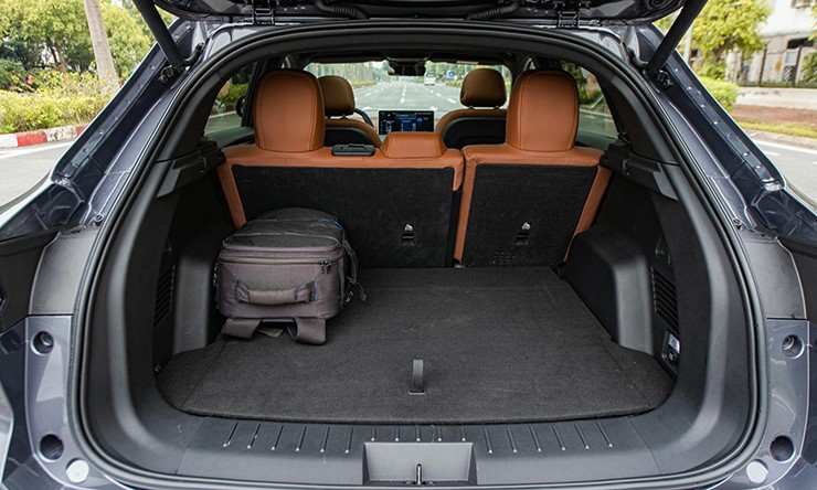 Giá xe VinFast VF 8 tháng 1/2026, giảm tới 120 triệu đồng - 17