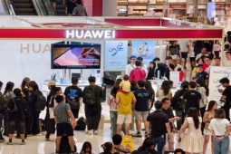 Huawei mang tai nghe FreeClip 2 cùng loạt sản phẩm mới đến Gian hàng trải nghiệm tại TP.HCM