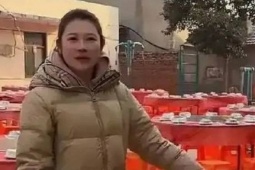 Bắt chước trào lưu mời cả làng đến ăn tiệc, cô gái nhận kết đắng, ế 100 mâm