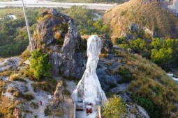 Sở VH-TT-DL Thanh Hóa báo cáo về di tích Hòn Vọng Phu được chi 17 tỉ đồng để gia cố