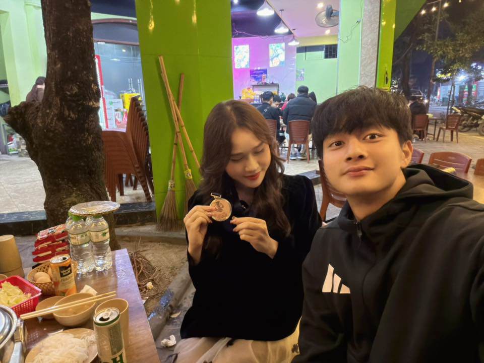 Dân mạng để lại những bình luận về&nbsp;mối quan hệ của hai người&nbsp;