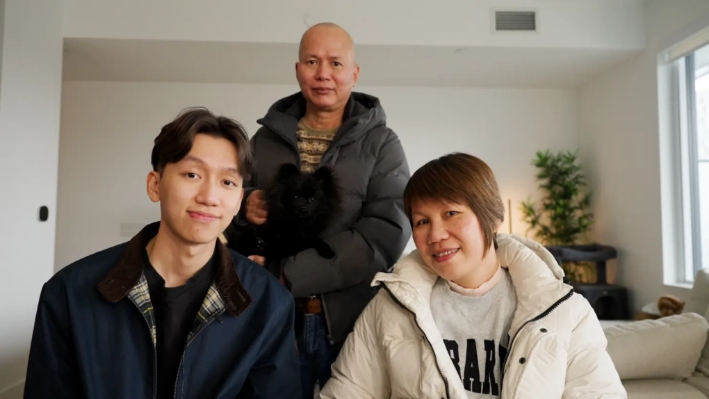 Gia đình Tuan Le. Ảnh: CNBC