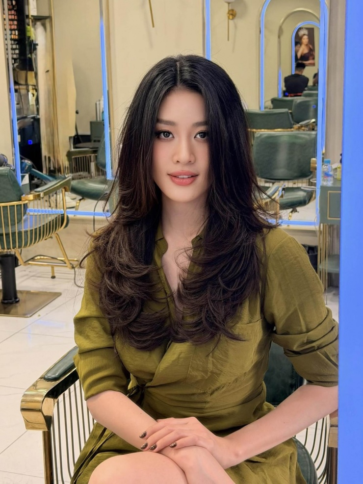 Ảnh sao 27/1: Mỹ Tâm khoe mặt mộc tuổi 45 - 4