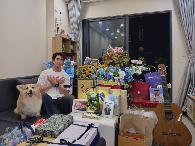 Ảnh sao 27/1: Mỹ Tâm khoe mặt mộc tuổi 45 - 10