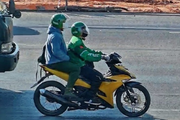 Bộ Công an cung cấp đặc điểm nhận dạng 2 kẻ cướp ngân hàng ở Gia Lai