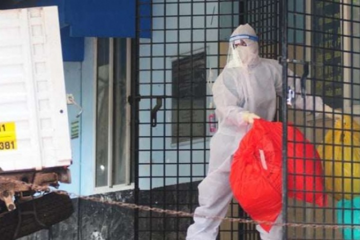 Không có vaccine, tỉ lệ tử vong tới 75%, có thể không triệu chứng: Chuyên gia cảnh báo gì về virus Nipah Ấn Độ?