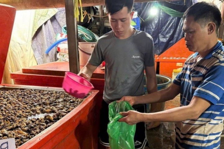 Cận cảnh đường dây dùng 500 tấn hóa chất 'phù phép' 3.000 tấn thịt ốc bán ra thị trường