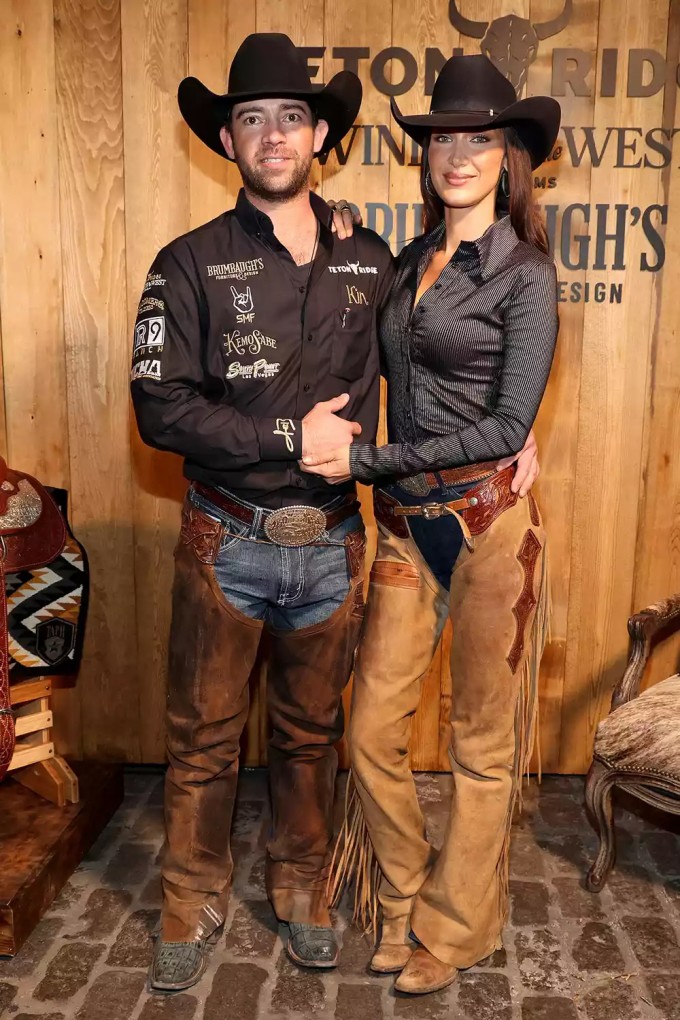 Bella Hadid và Adan Banuelos. Ảnh: People