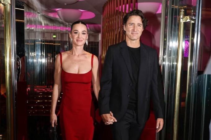 Katy Perry và cựu Thủ tướng Canada công khai hẹn hò hồi tháng 7/2025. Ảnh: AP