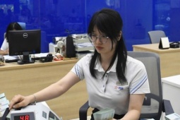 Nhiều ngân hàng công bố lợi nhuận tỉ đô