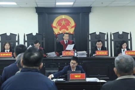 “Ông trùm” thuốc Đông y cùng loạt lãnh đạo bệnh viện hầu toà vì nhận hối lộ