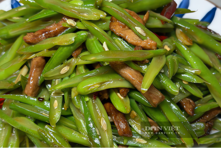 Loại rau rẻ tiền, giàu dưỡng chất, ít calo, giúp xương chắc khỏe, tăng cường miễn dịch, xào đơn giản cũng thơm ngọt - 7