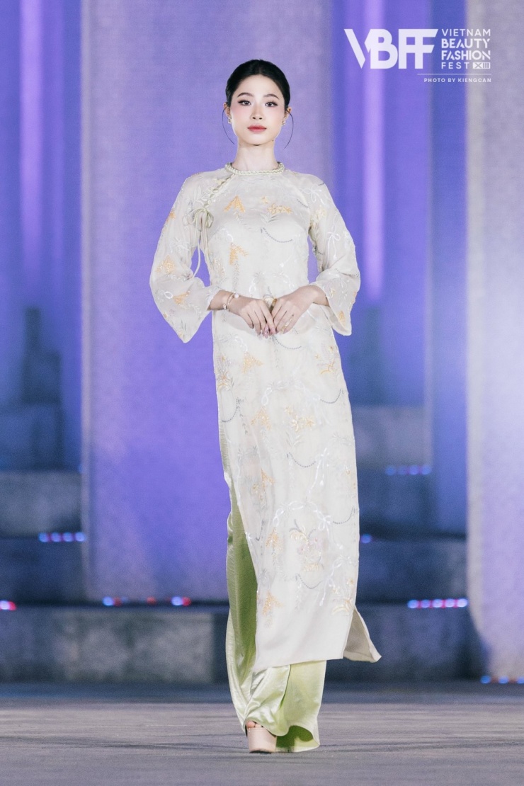 Đồng hương của Phương Nhi vào chung kết Miss World Vietnam - 7
