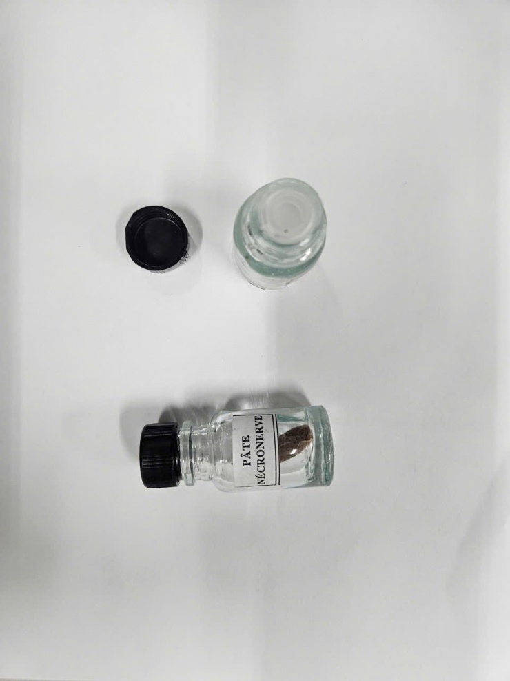 Sản phẩm thu được từ các cơ sở y tế.