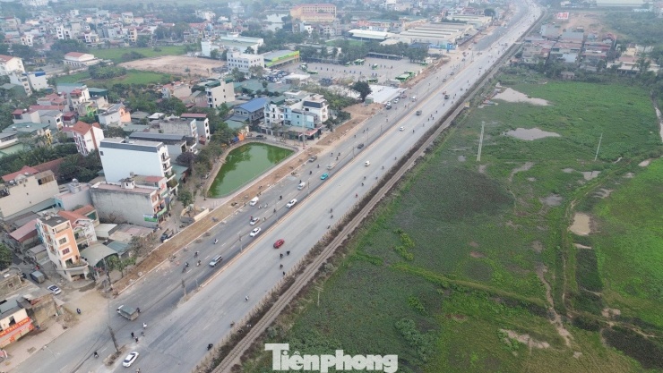 HĐND TP. Hà Nội vừa thông qua chủ trương đầu tư Dự án trục không gian Quốc lộ 1A gắn với chỉnh trang và tái thiết đô thị theo phương thức đối tác công tư (PPP), loại hợp đồng xây dựng - chuyển giao (BT).