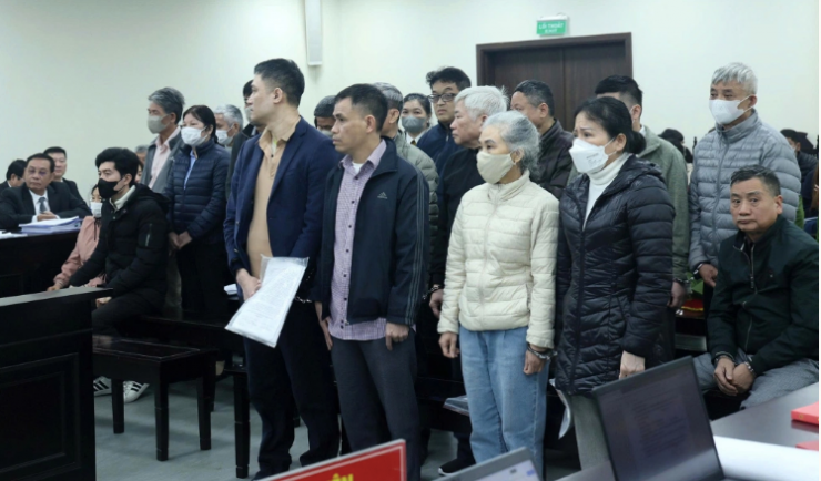 Các bị cáo tại tòa.