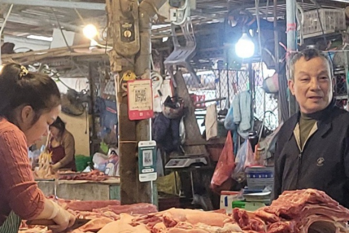 Sau dịch tả lợn châu Phi, giá thịt lợn lên mức 160.000 đồng/kg tại các chợ Hà Nội dịp cận Tết Nguyên đán