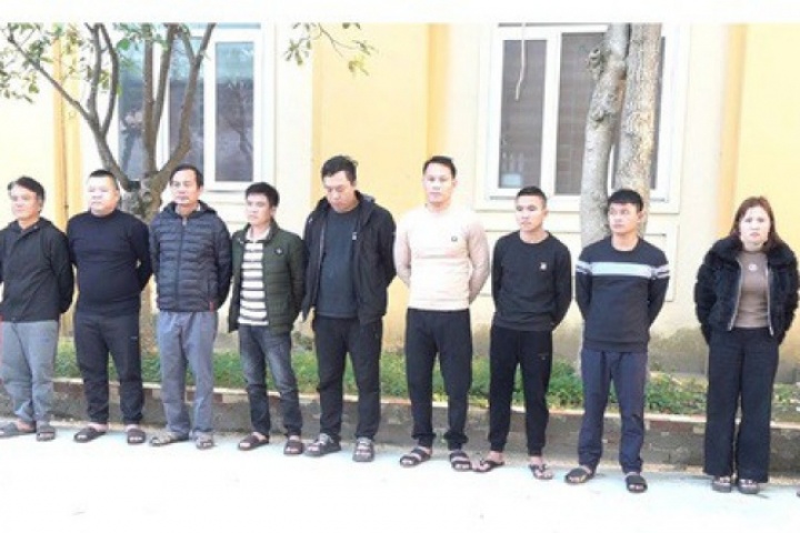 Bí mật trong hầm ngầm có 4 lớp cửa thép kiên cố luôn có người canh gác