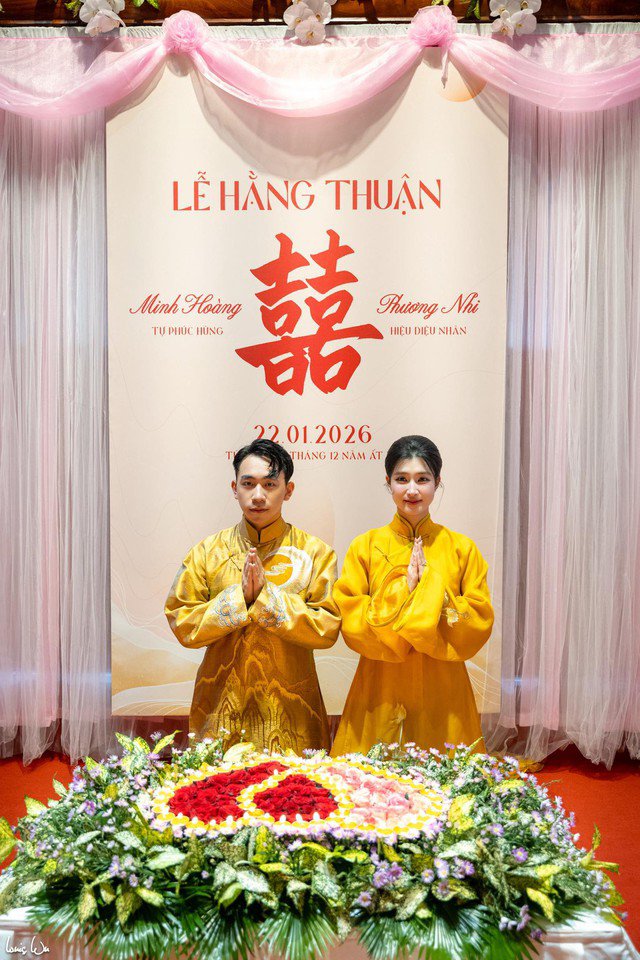 Á hậu Phương Nhi và chồng trong ngày hôn lễ.