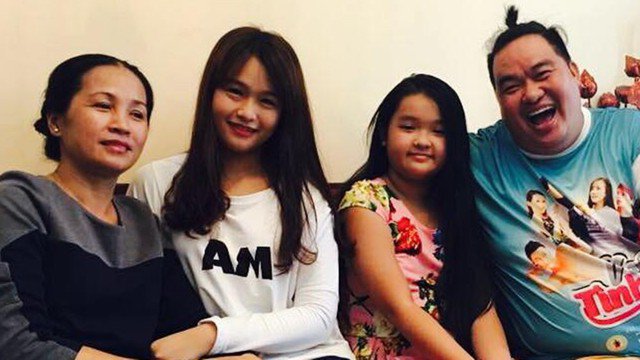 Là một diễn viên nổi tiếng, Hoàng Mập hiện sống hạnh phúc cùng vợ và các con với nhiều bất động sản tích lũy trong quá trình lao động miệt mài. Sau nhiều năm tích góp, danh hài Hoàng Mập đã chính thức trình làng cơ ngơi "khủng" rộng 10.000m2 tại Lâm Đồng.