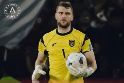 Tin mới nhất bóng đá tối 28/1: Thủ môn Indonesia gia nhập "ông lớn" châu Âu