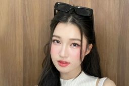 'Dâu tỷ phú' Phương Nhi được khen nhan sắc ngọt ngào