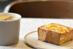 Gan phủ mỡ, có 2 khối u do một thói quen ăn uống