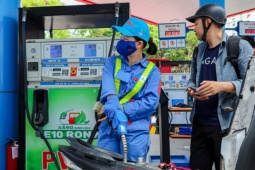 Giá xăng dầu ngày mai dự báo tăng trở lại