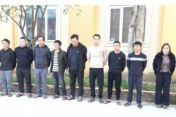 Bí mật trong hầm ngầm có 4 lớp cửa thép kiên cố luôn có người canh gác