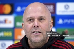 Tin mới nhất bóng đá trưa 28/1: Fan Liverpool đòi sa thải HLV Slot