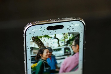 Sai lầm nào khiến mẫu iPhone được chờ đợi bán chậm đến vậy?