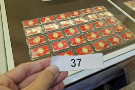 Sáng 28-1, giá vàng miếng SJC, vàng nhẫn tăng lên mức khó tin