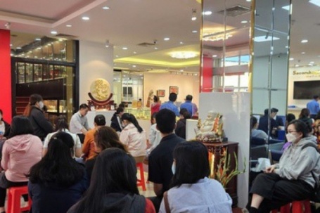 Giá bạc hôm nay 28-1: Đỉnh mới vượt 4,5 triệu đồng/lượng, nhiều người vẫn mua chờ 6 tháng