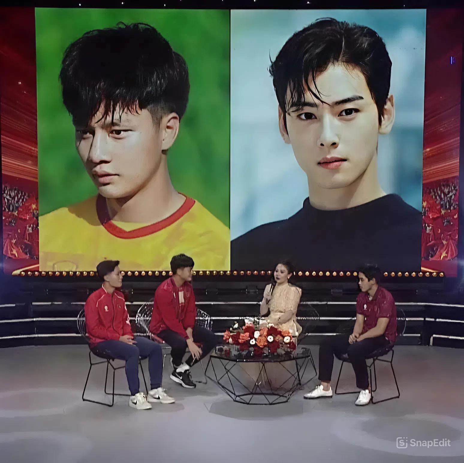 Chương trình chiếu lại những hình ảnh đáng nhớ của Văn Bắc tại giải U23 châu Á và hình ảnh của thủ môn Cao Văn Bình được cộng đồng mạng Hàn Quốc so sánh giống&nbsp;Cha Eun Woo