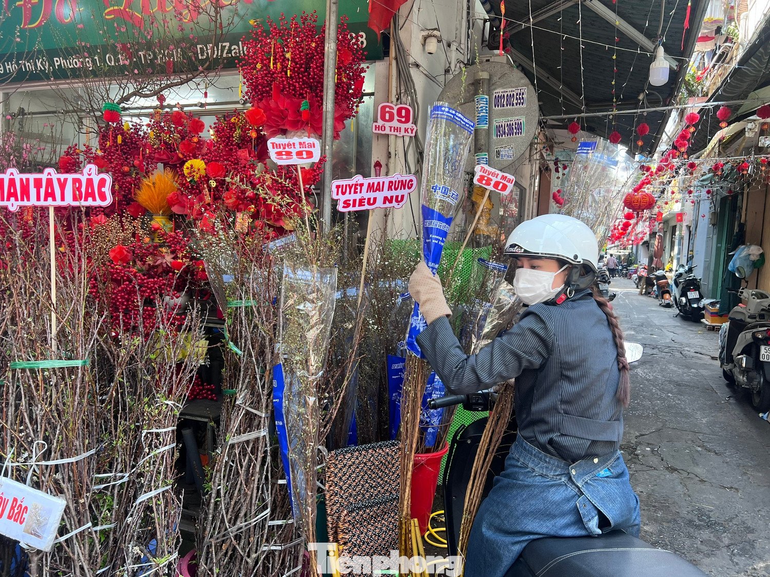 Đào mini đổ bộ Sài thành, giá rẻ đến bất ngờ - 14