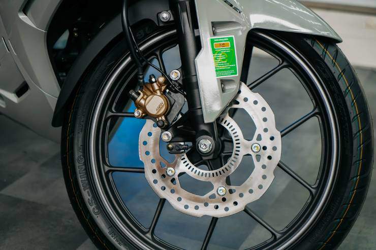 Giá xe côn tay Honda Winner R mới nhất, giảm sốc 13 triệu đồng - 6