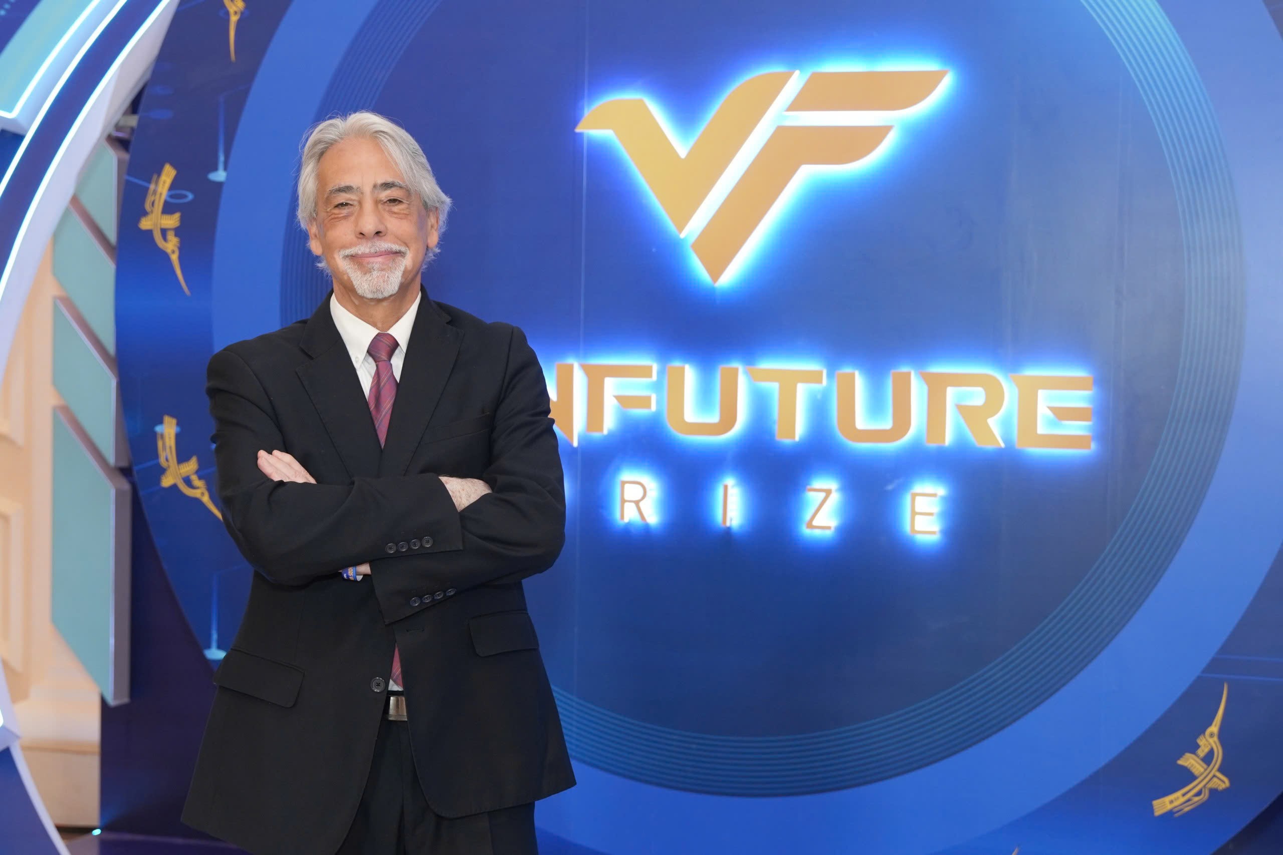 GS. Aldo Steinfeld tham dự tọa đàm “Khoa học và Đổi mới sáng tạo vì tương lai bền vững” thuộc Tuần lễ Khoa học và Công nghệ VinFuture 2025.